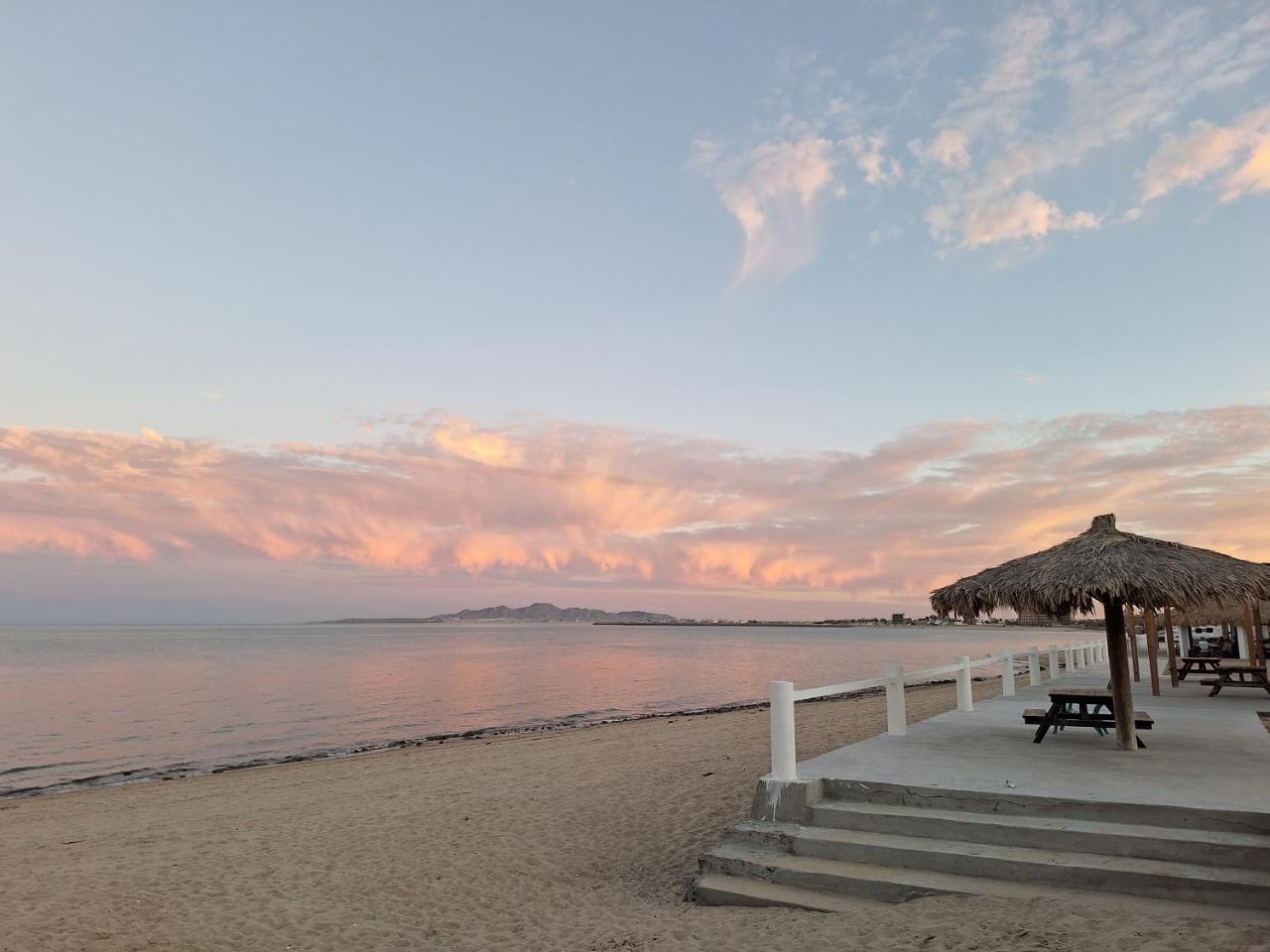 Image: #39 Bungalow Seaside Hotel & Victors RV Park