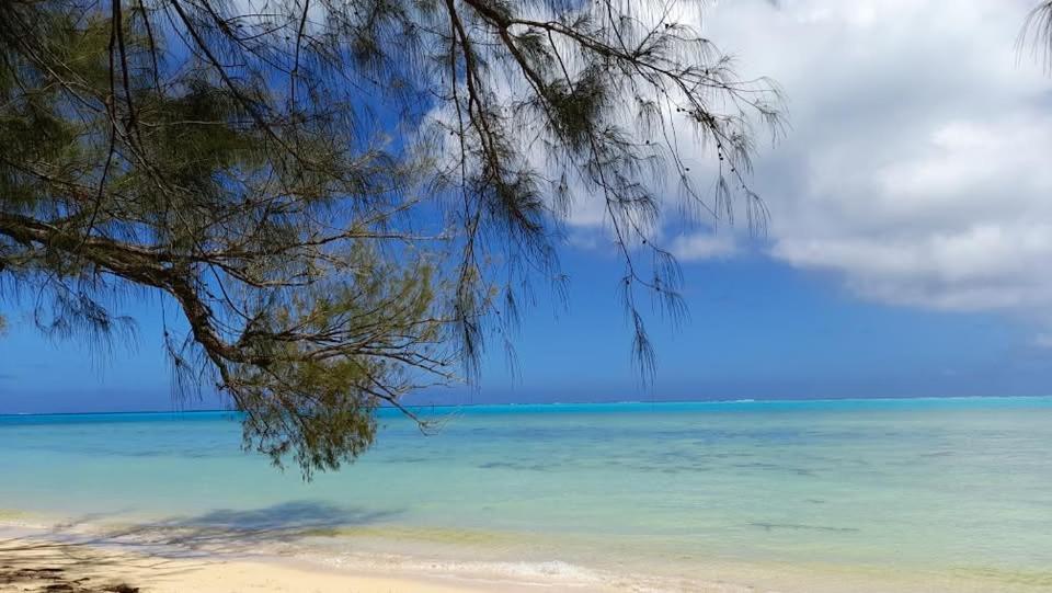 Image: Tubuai Mara'ai le spot Chambre triple Taahueia Deluxe SDB privée avec piscine