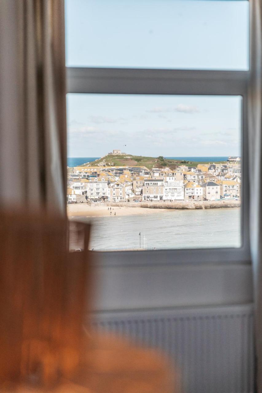 Image: Harbour View House