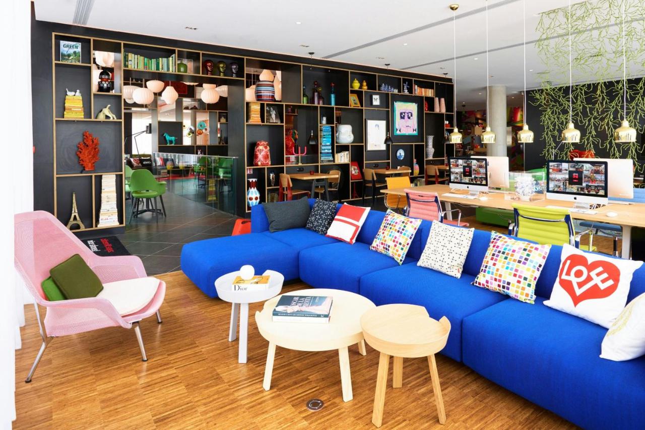 Image: citizenM Paris La Défense