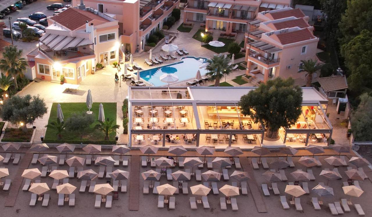 Image: Avantis Suites Hotel