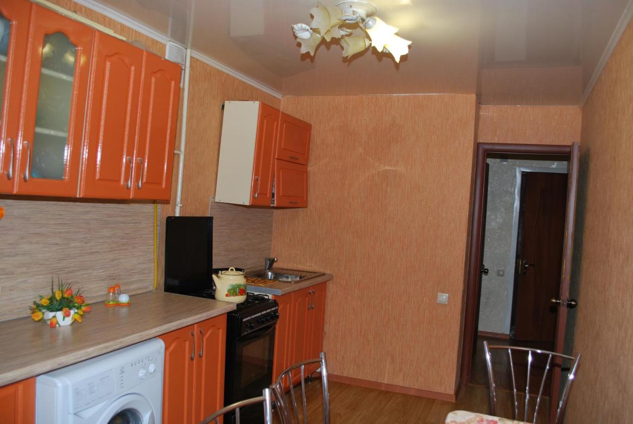 Nedelina 16 - Housity