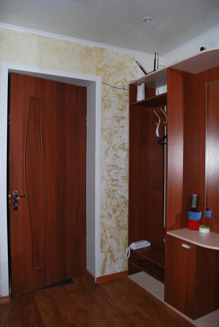 Nedelina 16 - Housity