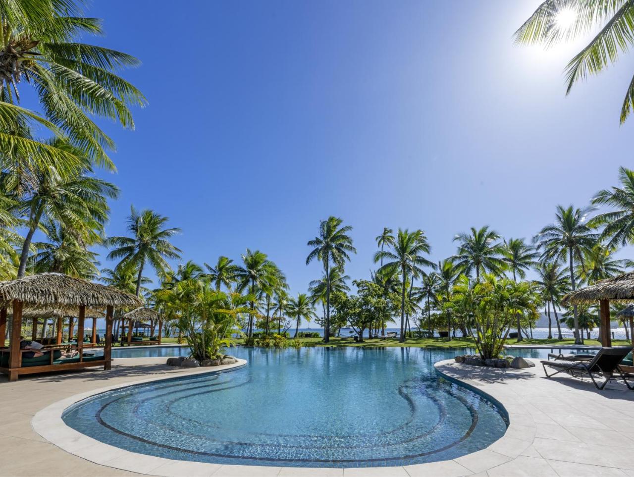 Image: Lomani Island Resort & Spa