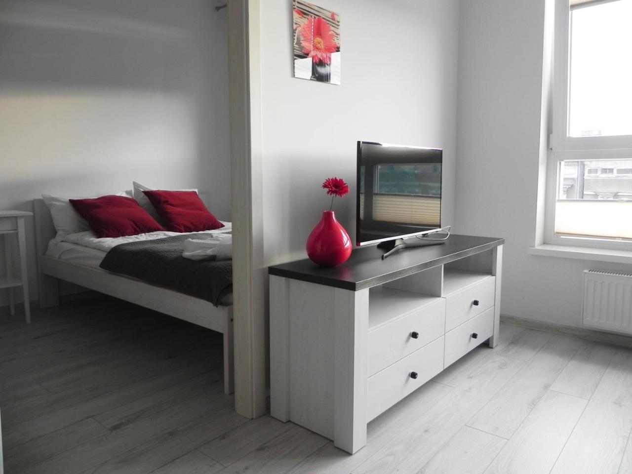 Bedroom  Krzywoustego 14 - Housity