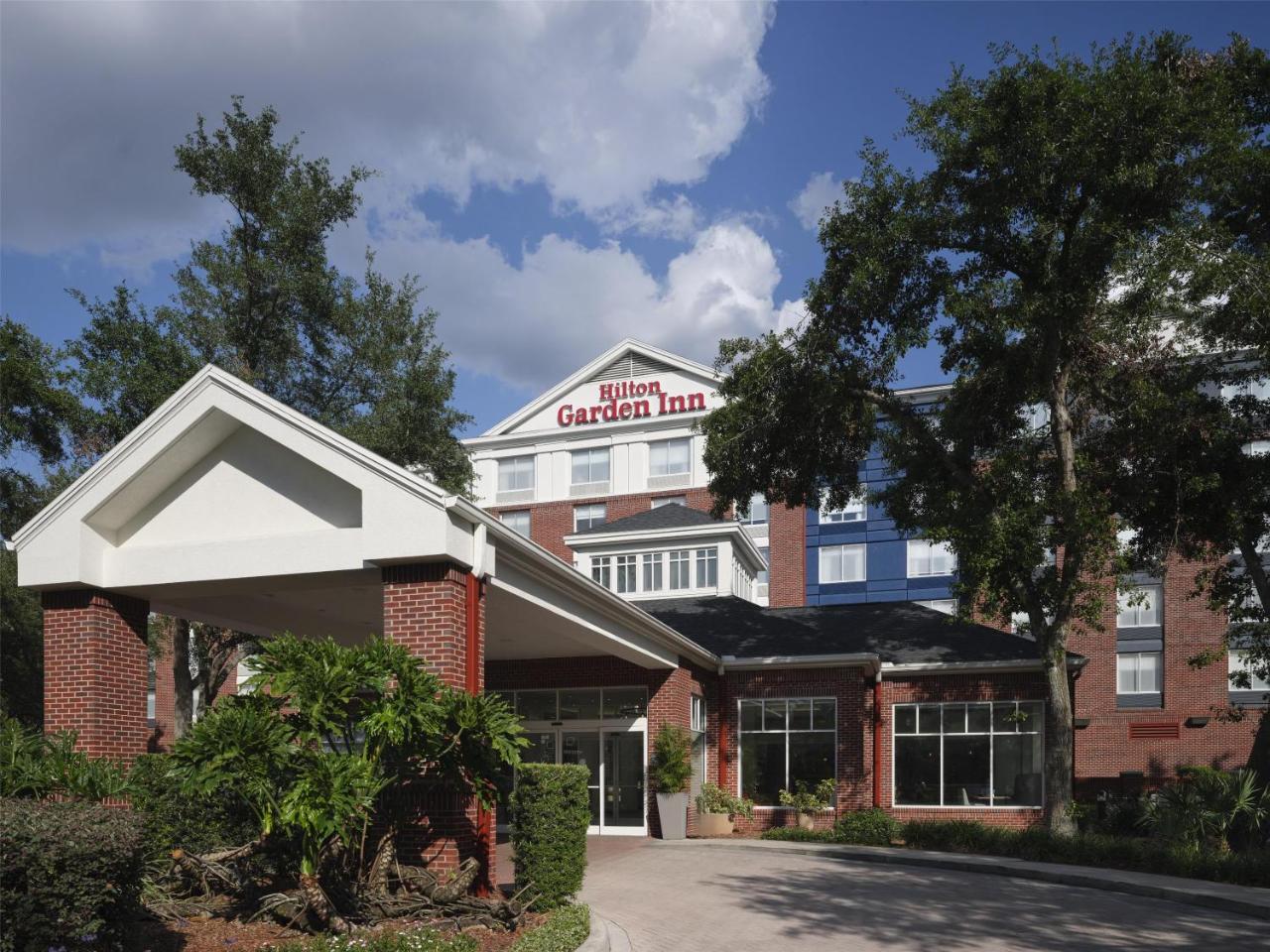 Image: Hilton Garden Inn Tampa East Brandon