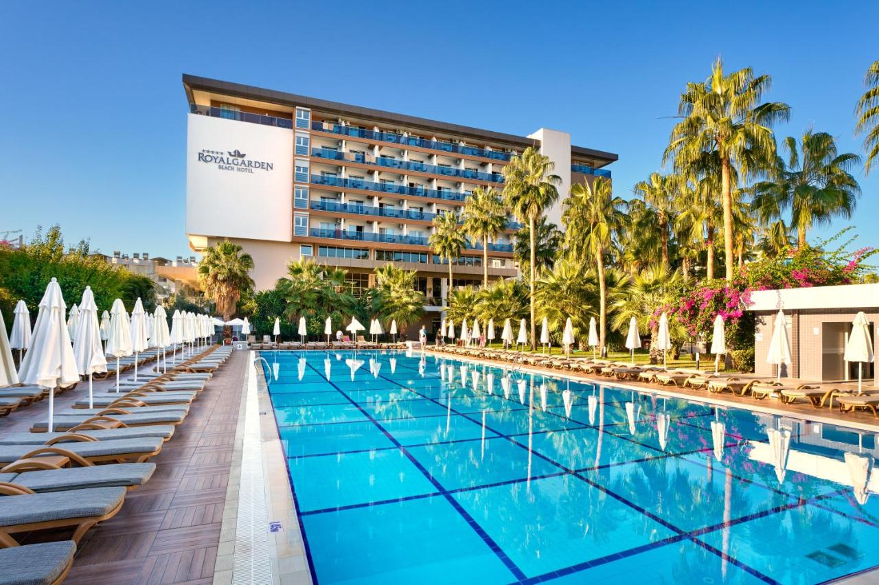 Image: Royal Garden Beach Hotel