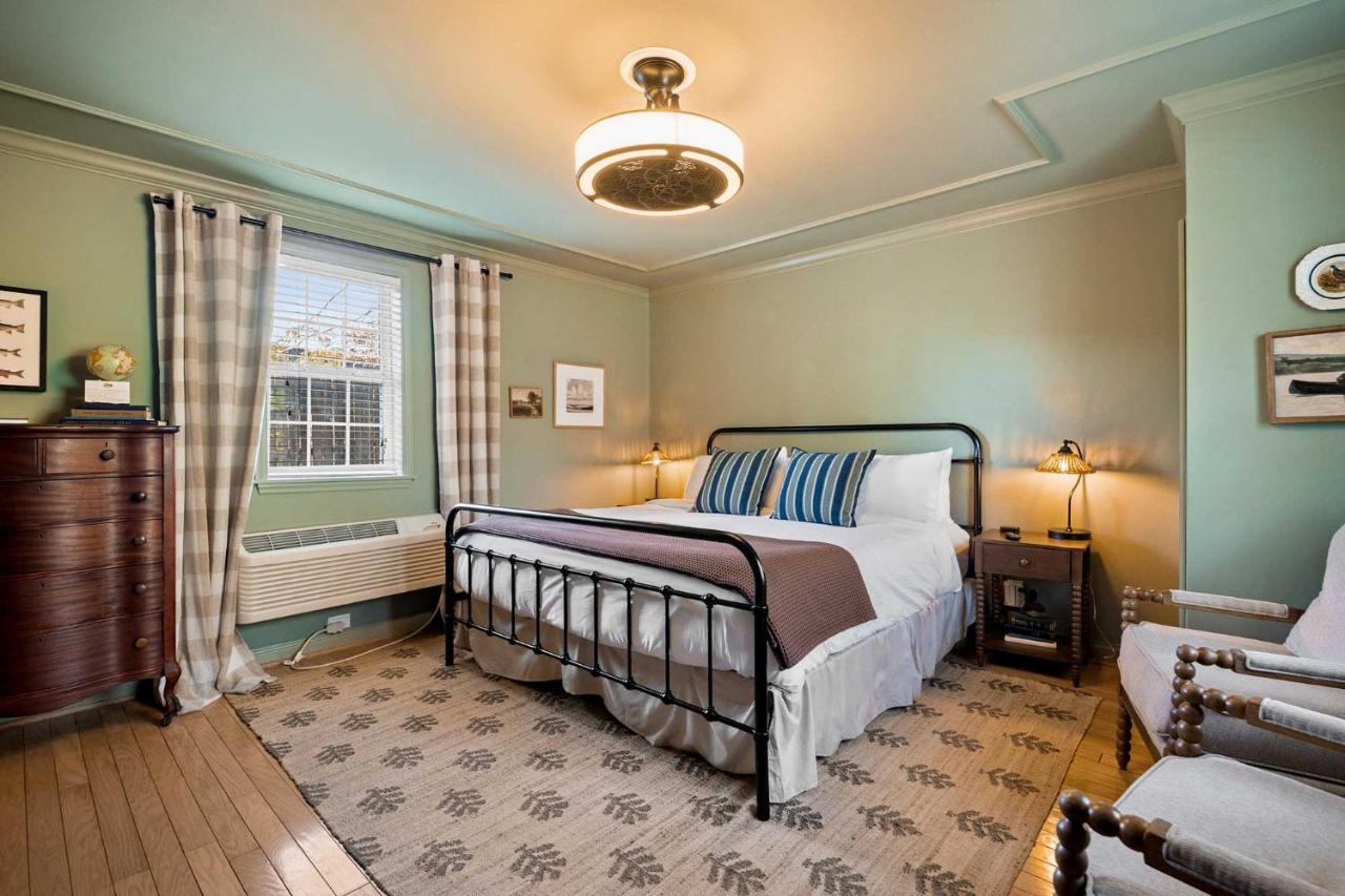 Image: Hiwassee Room on Lookout Mountain