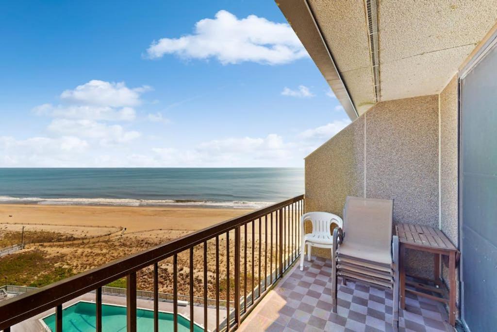 Image: Sea Colony --- 910 Island House PH#10