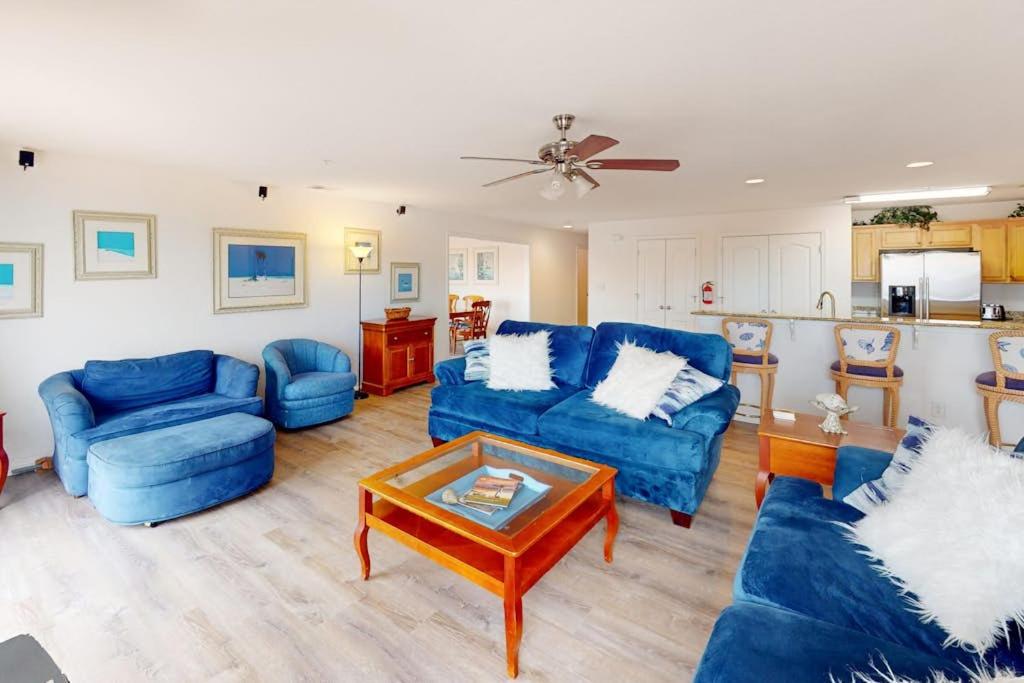 Image: Seaside - Azure Dream B-302
