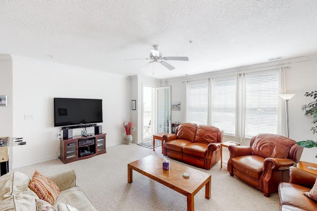 Image: The Sandbridge Dunes - Serenity 206