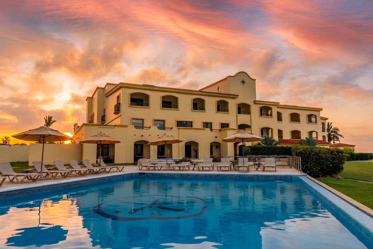 Image: Las Villas Hotel & Golf By Estrella del Mar