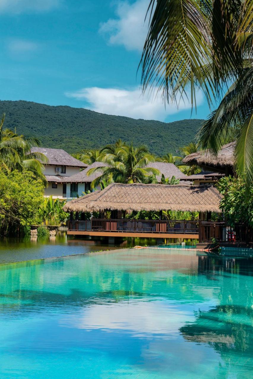 Image: Sanya Yalong Bay Villas & Spa