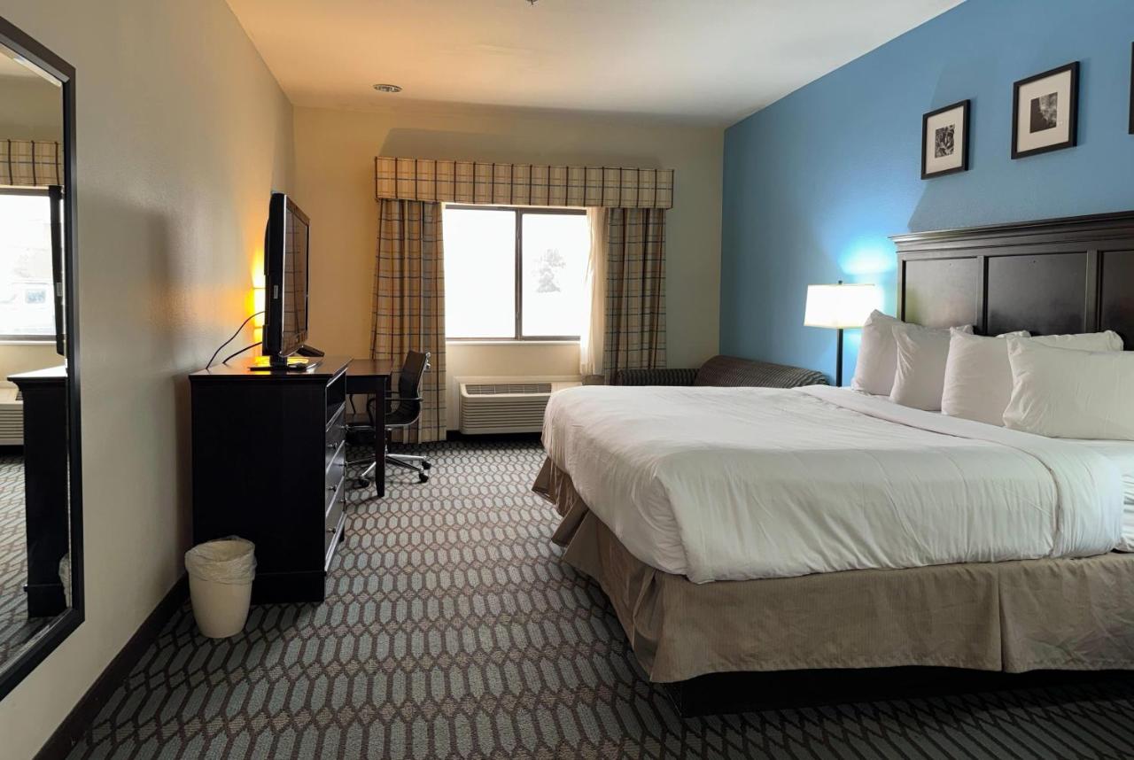 Image: Wingate by Wyndham Lubbock TX South