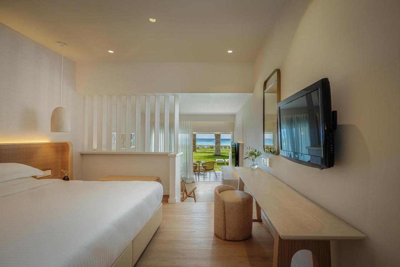 Image: Nissi Beach Resort