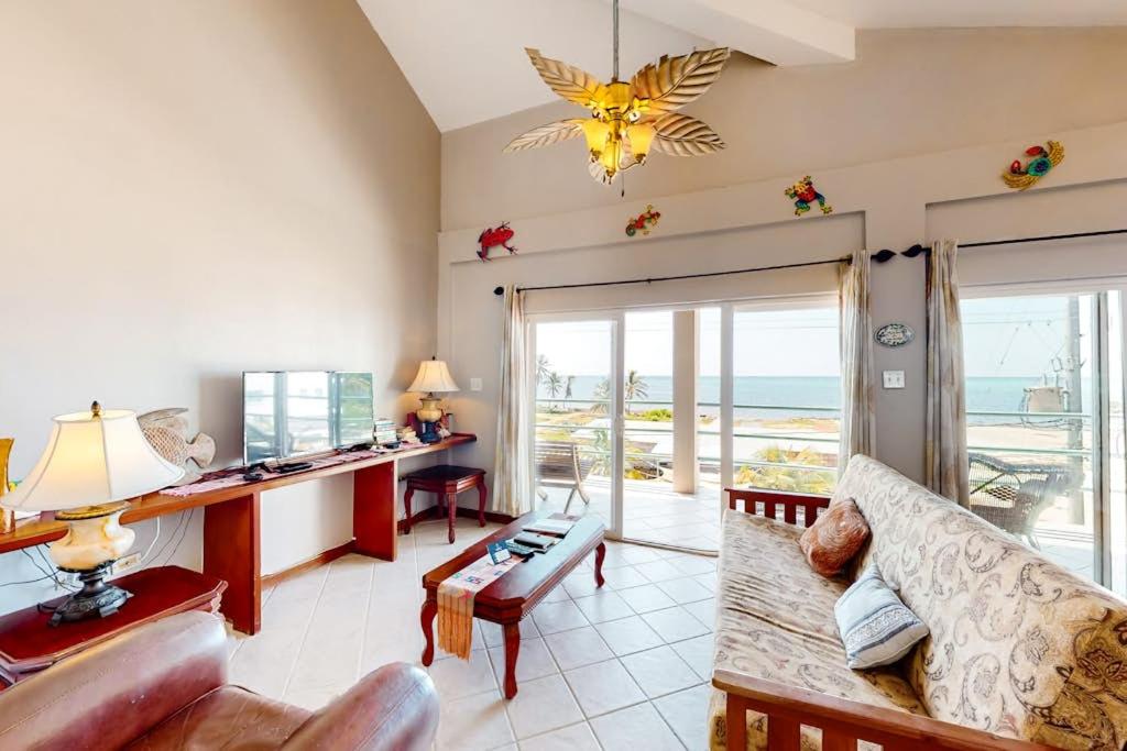 Image: Suite E301 Mara Laguna