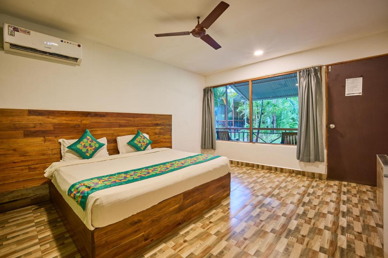 Image: Treebo Lands End Beach Resort - 100m From Morjim Beach