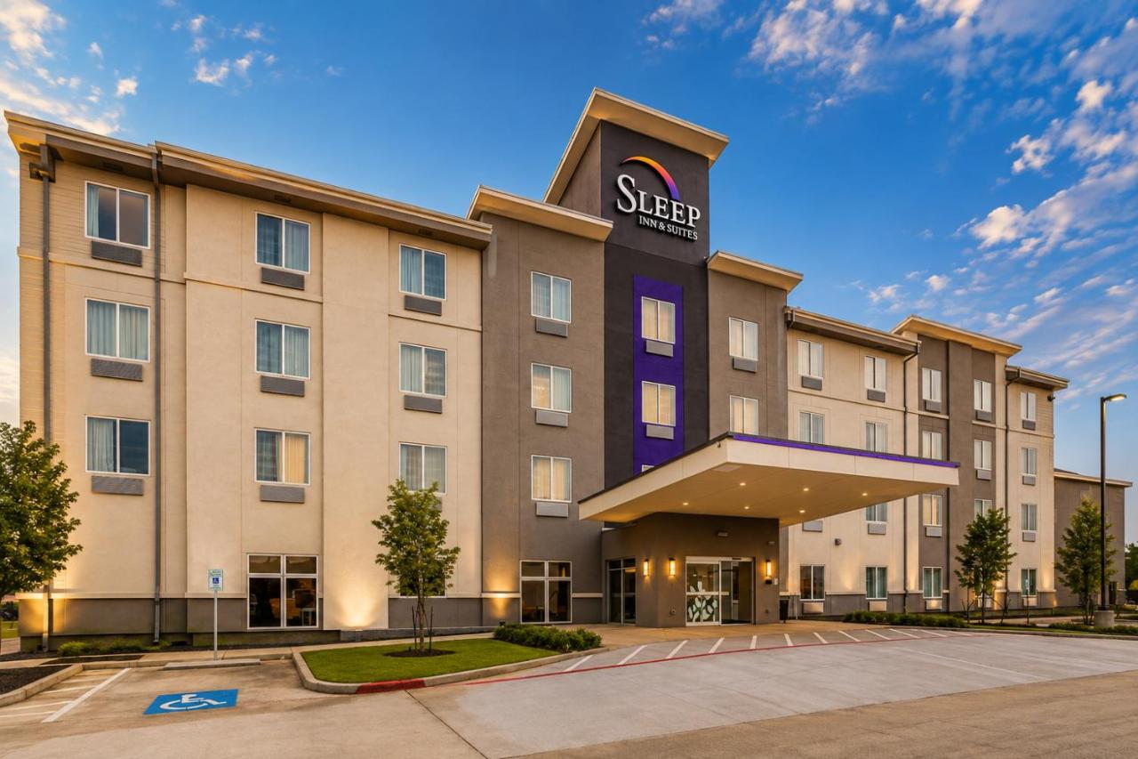 Image: Sleep Inn & Suites Houston Westchase - Little Saigon