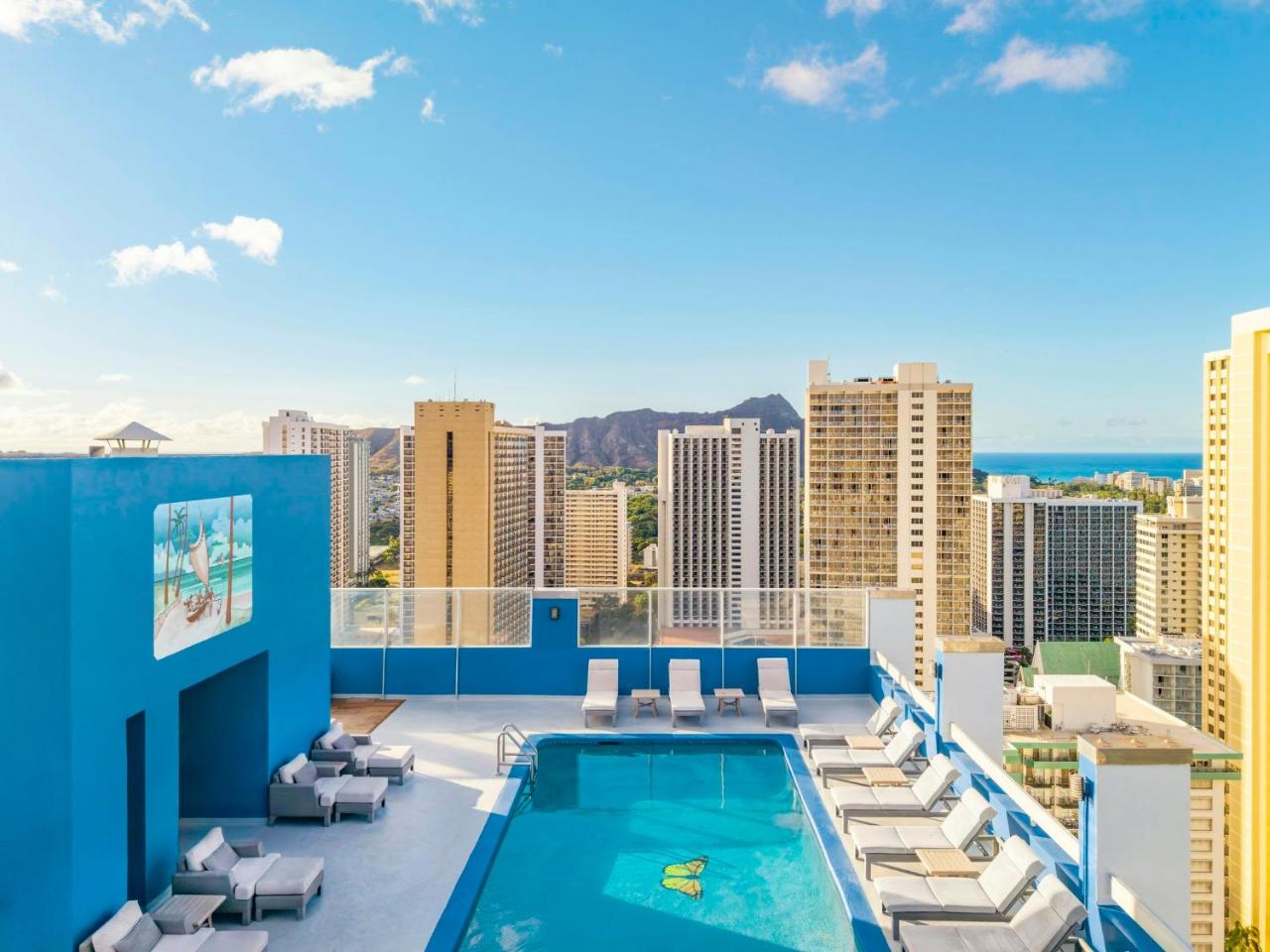 Image: Pacific Monarch Hotel