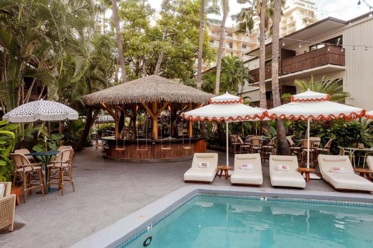 Image: White Sands Hotel