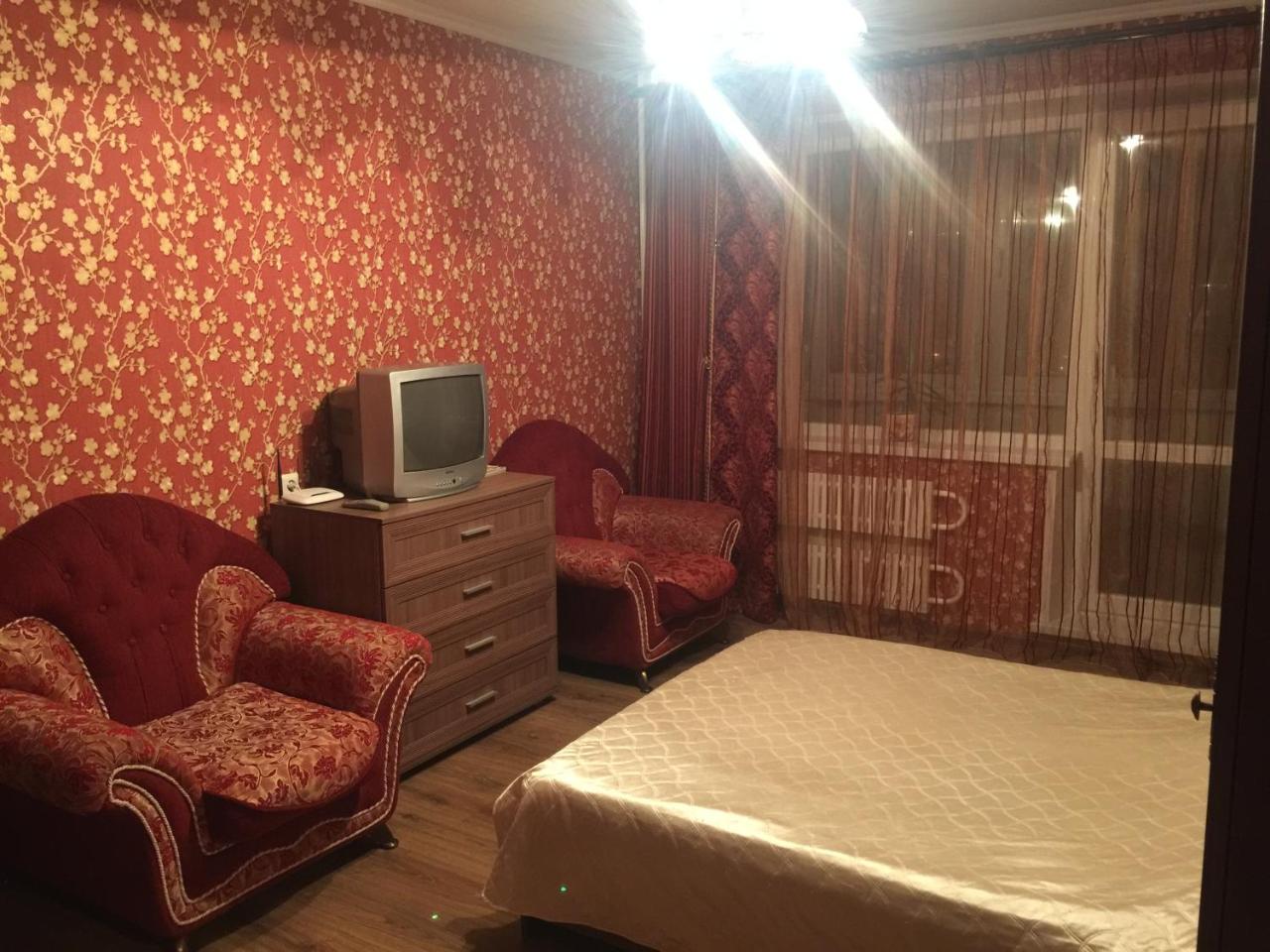 on mikrorayon Severnyy 4 - Housity