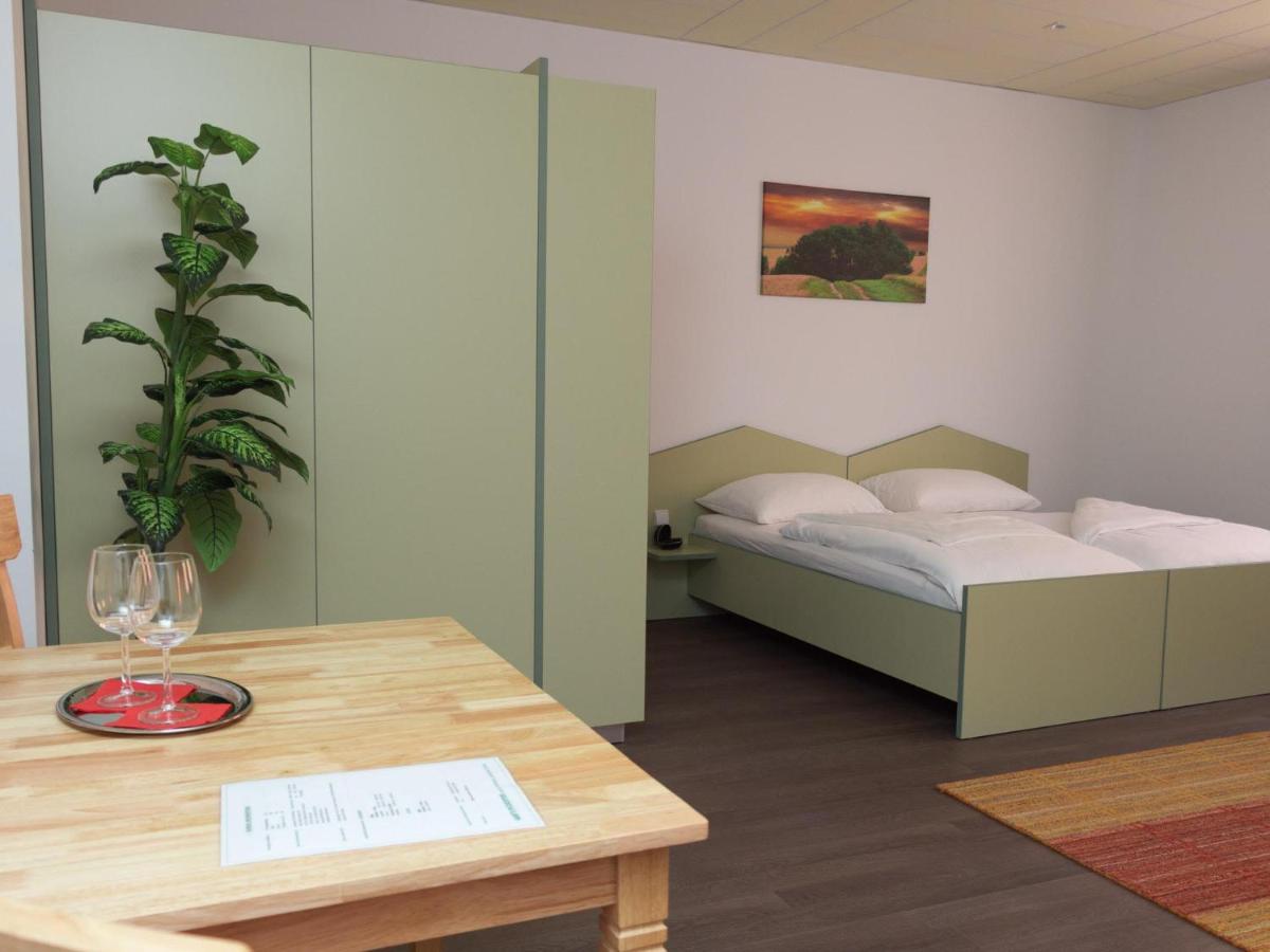 Winrooms Seminar Hotel & Apartments photo
