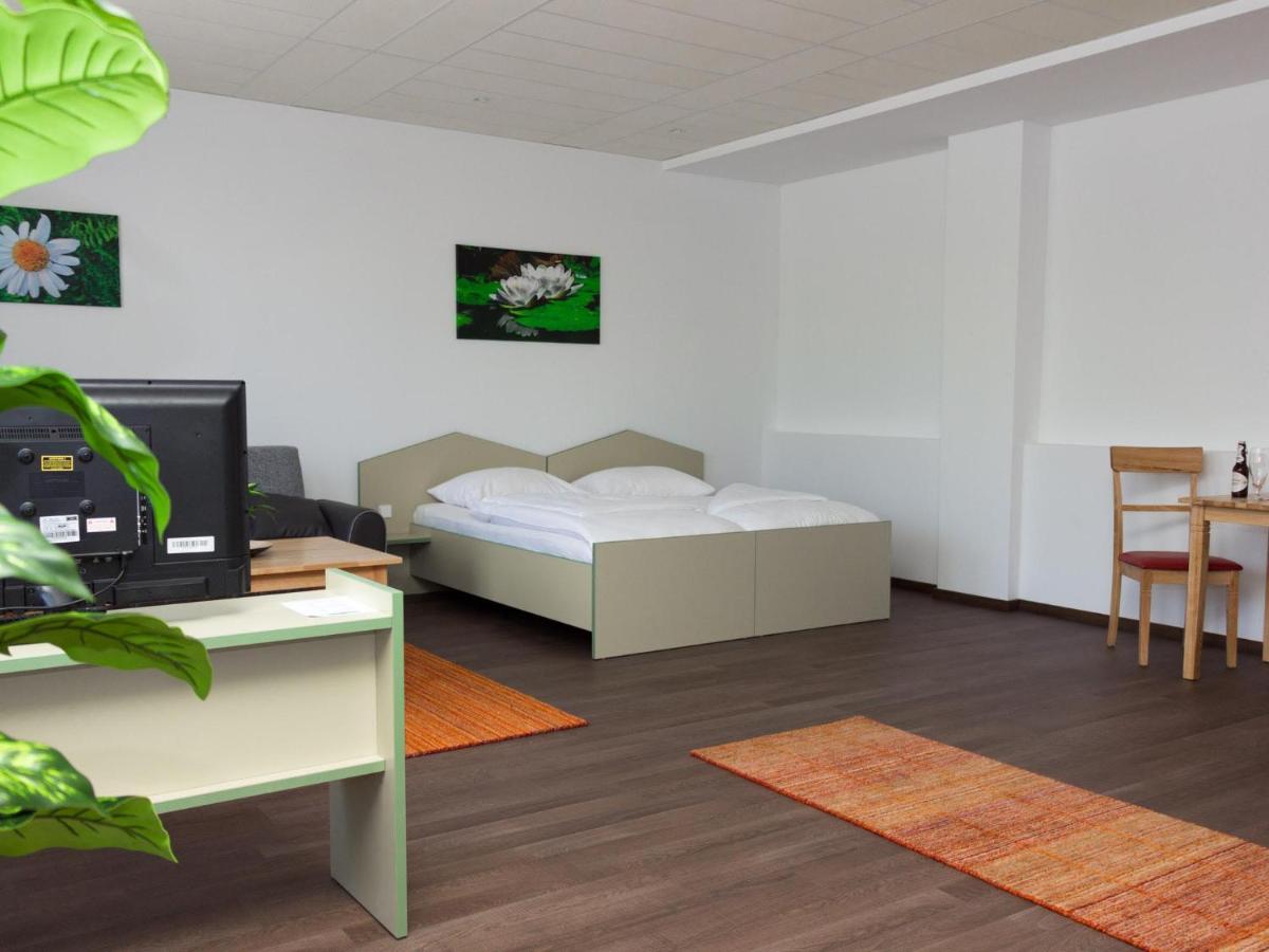 Winrooms Seminar Hotel & Apartments photo