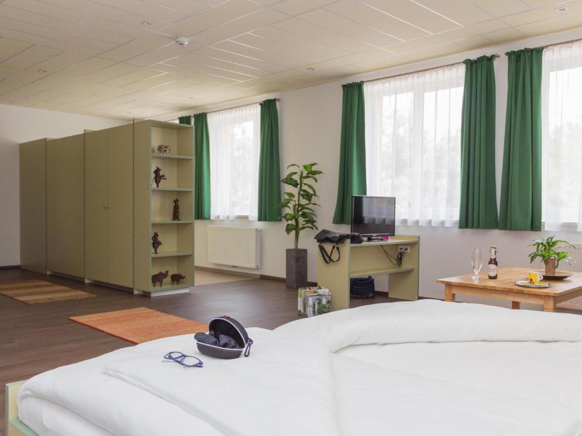 Winrooms Seminar Hotel & Apartments photo