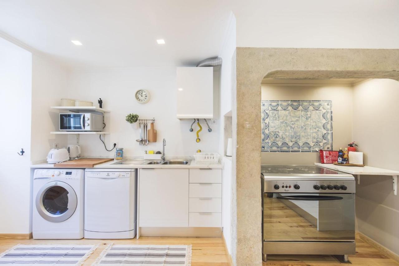 LovelyStay - Downtown Magnificent Flat - 4