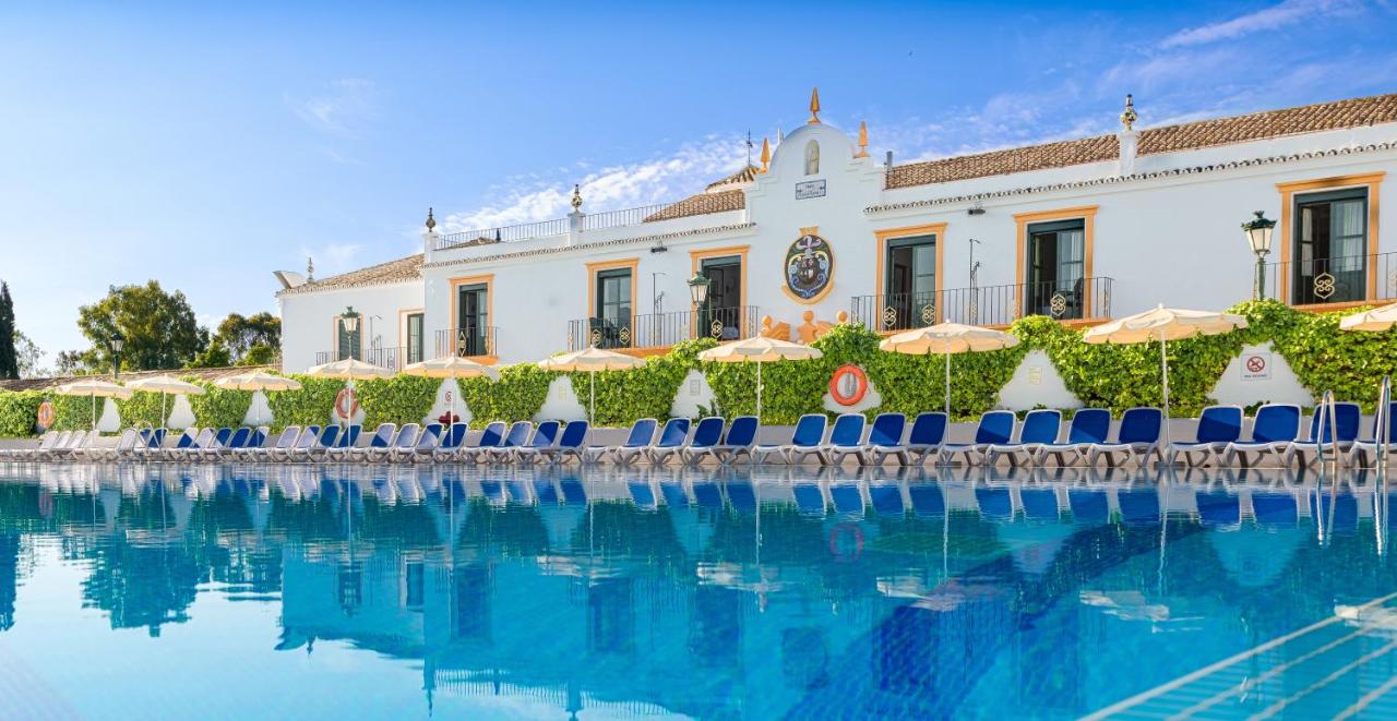 Hotel Globales Pueblo Andaluz - Marbella