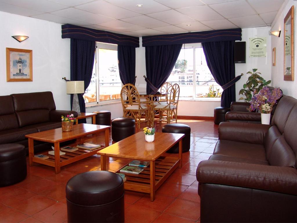 Apartamentos Turisticos Regina - 5