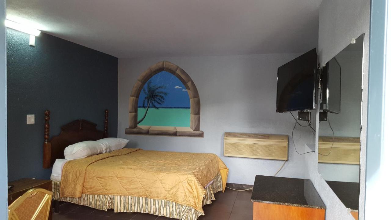 Orange Inn Motel — photo 8