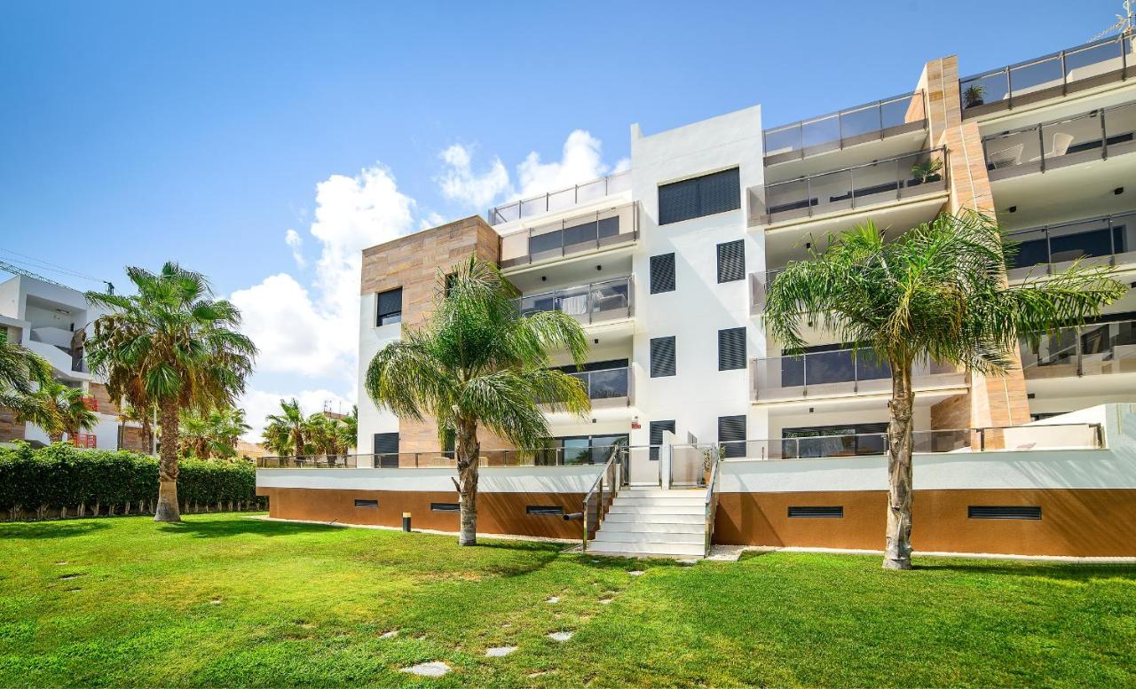 Bennecke Niagara, Cabo Roig – Updated 2022 Prices