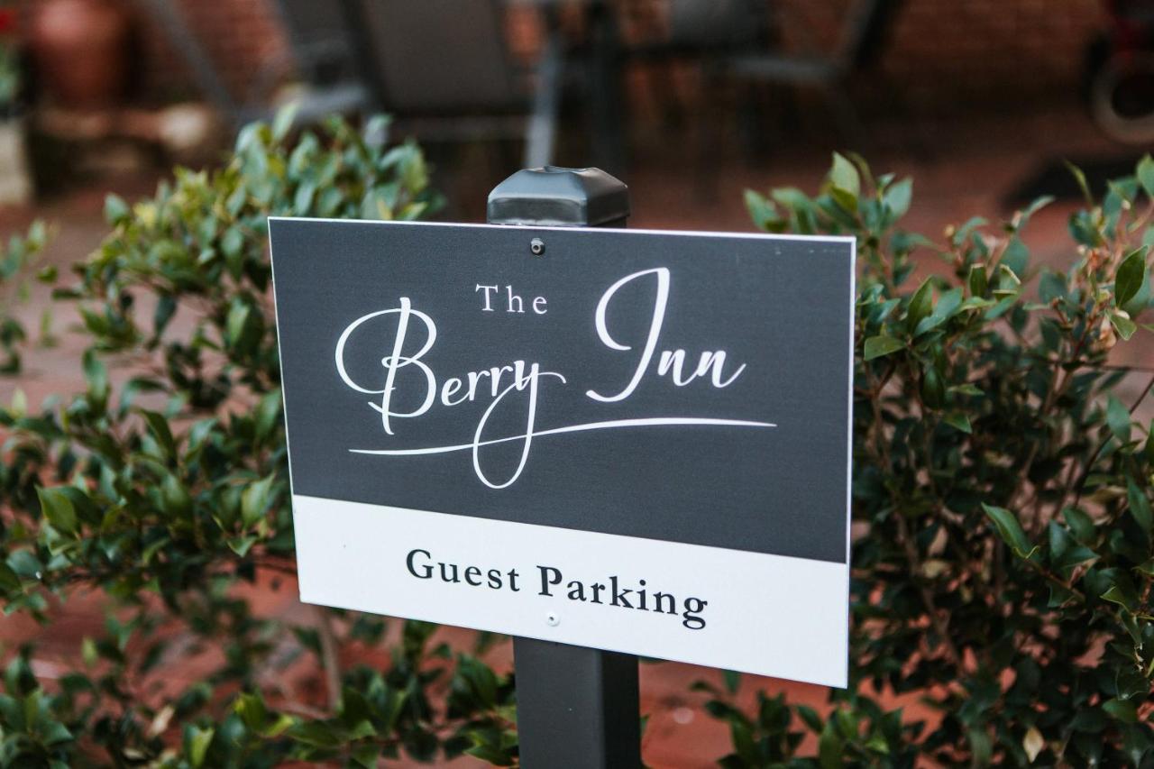 (BERRY INN) — photo 10