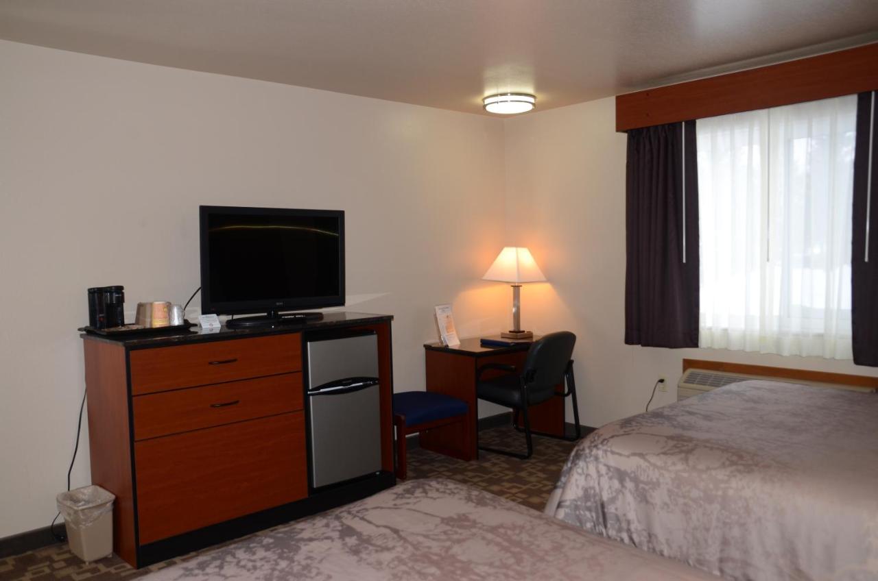 North Star Hotel Pictured Rocks — photo 8