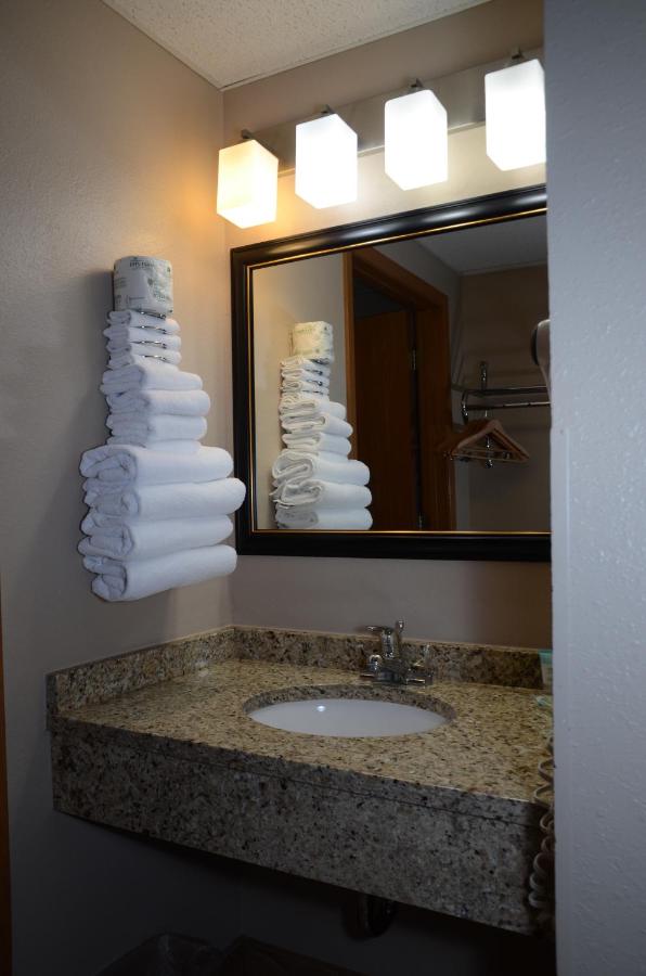 North Star Hotel Pictured Rocks — photo 15