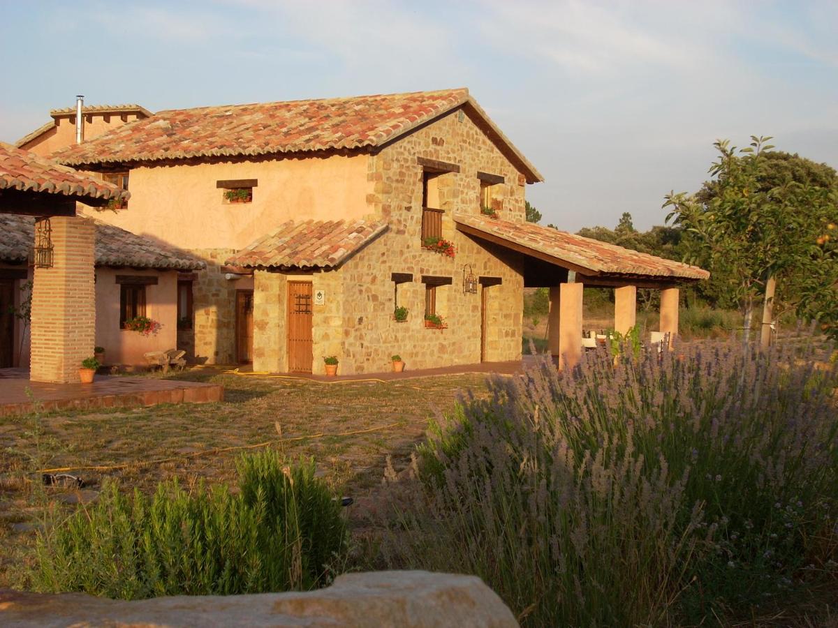 Masia los Toranes - Destino Starlight, Rubielos de Mora ...