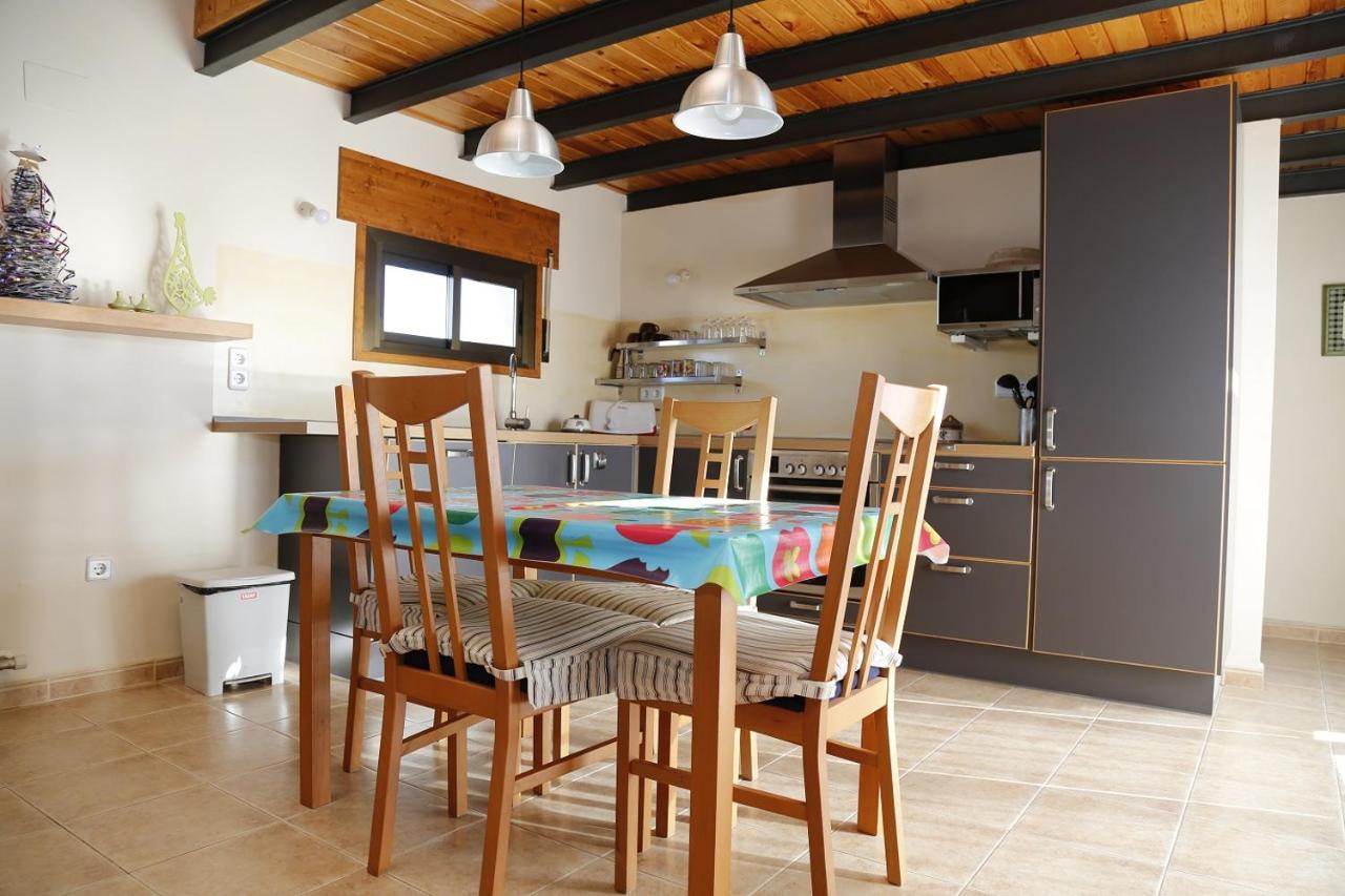 Casa Trillo Apartamentos, Torres del Obispo – Bijgewerkte ...