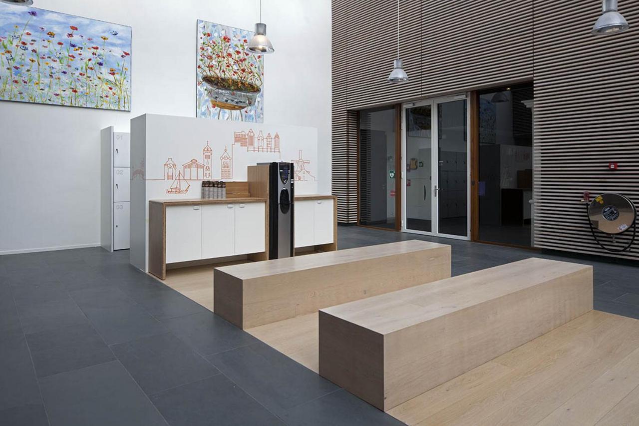 easyHotel Amsterdam Zaandam photo