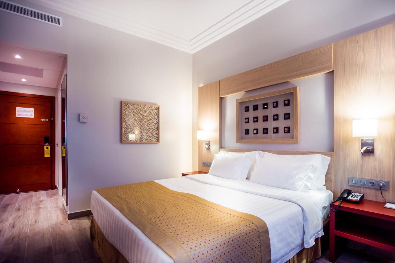 Golden Tulip Le Diplomate photo