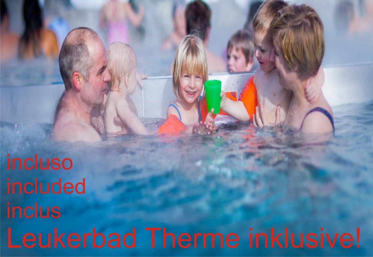 Water park: Hotel Paradis-Leukerbad-Therme