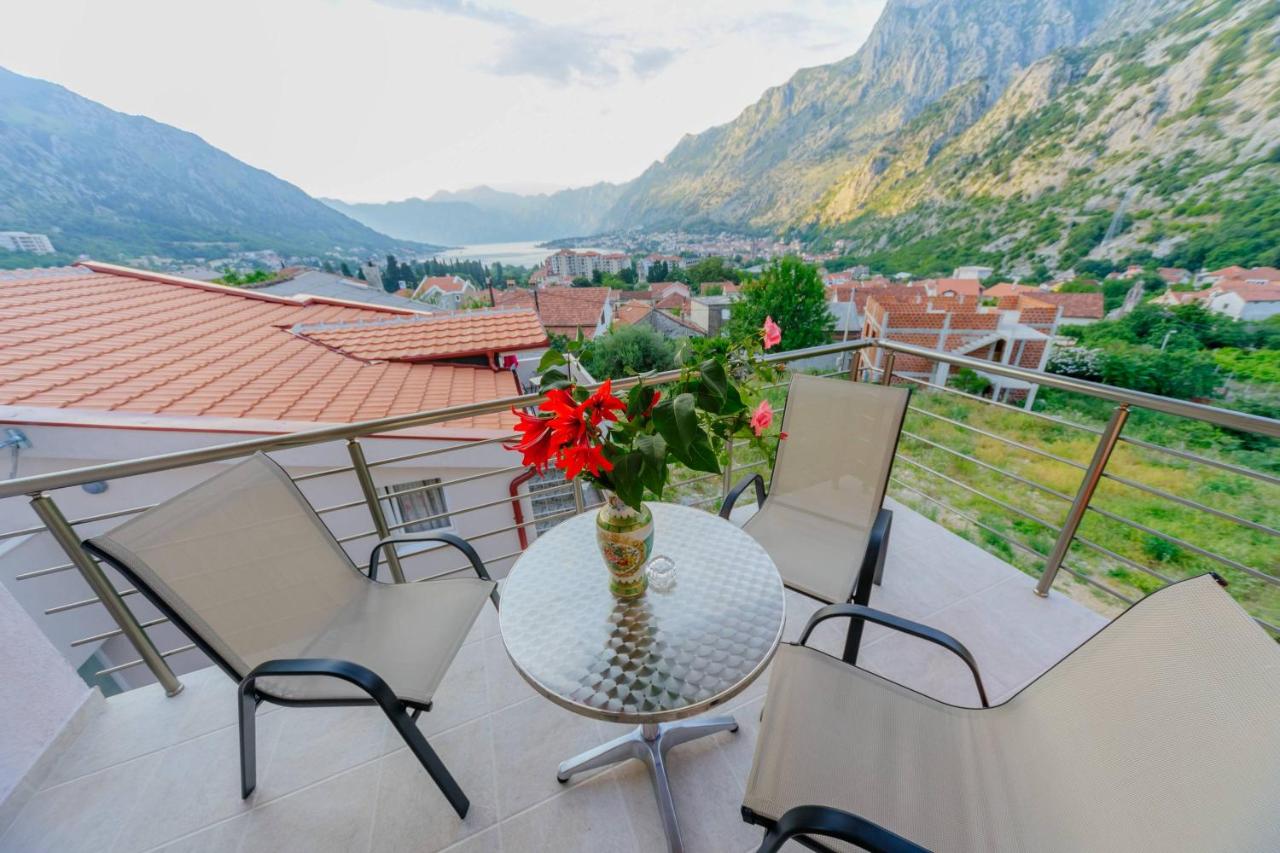 Paradise Bay Apartments