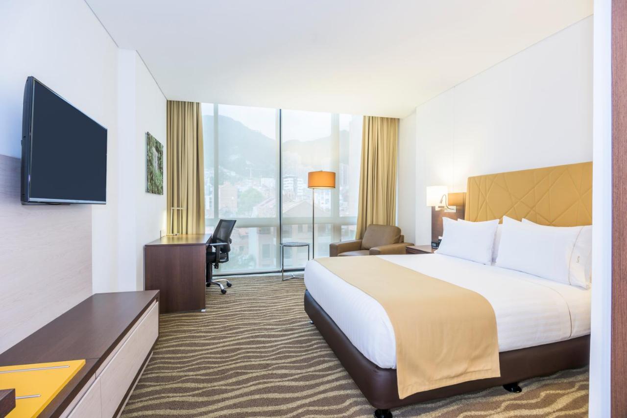 Holiday Inn Express & Suites Bogota Zona Financiera, an IHG Hotel photo