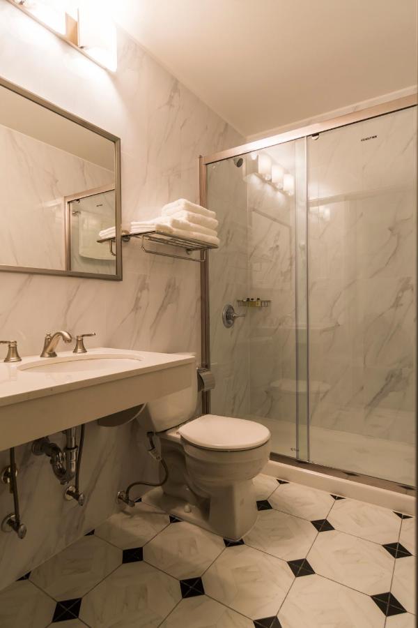 John Hotel — photo 24