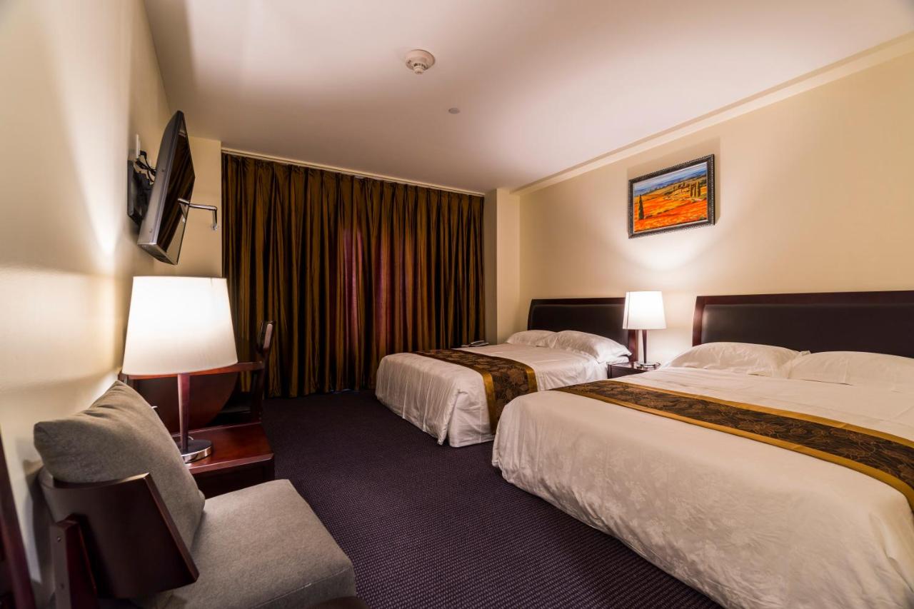 John Hotel — photo 20