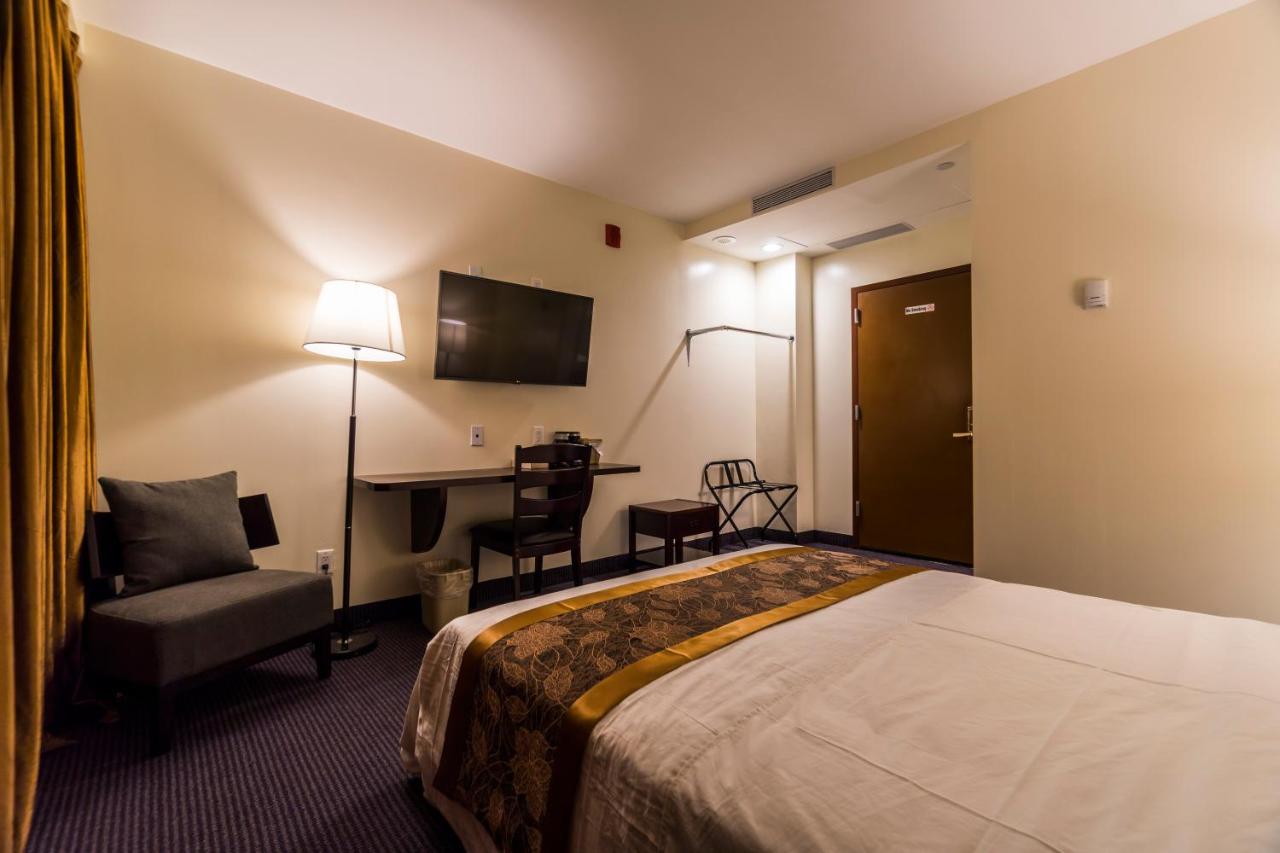 John Hotel — photo 17