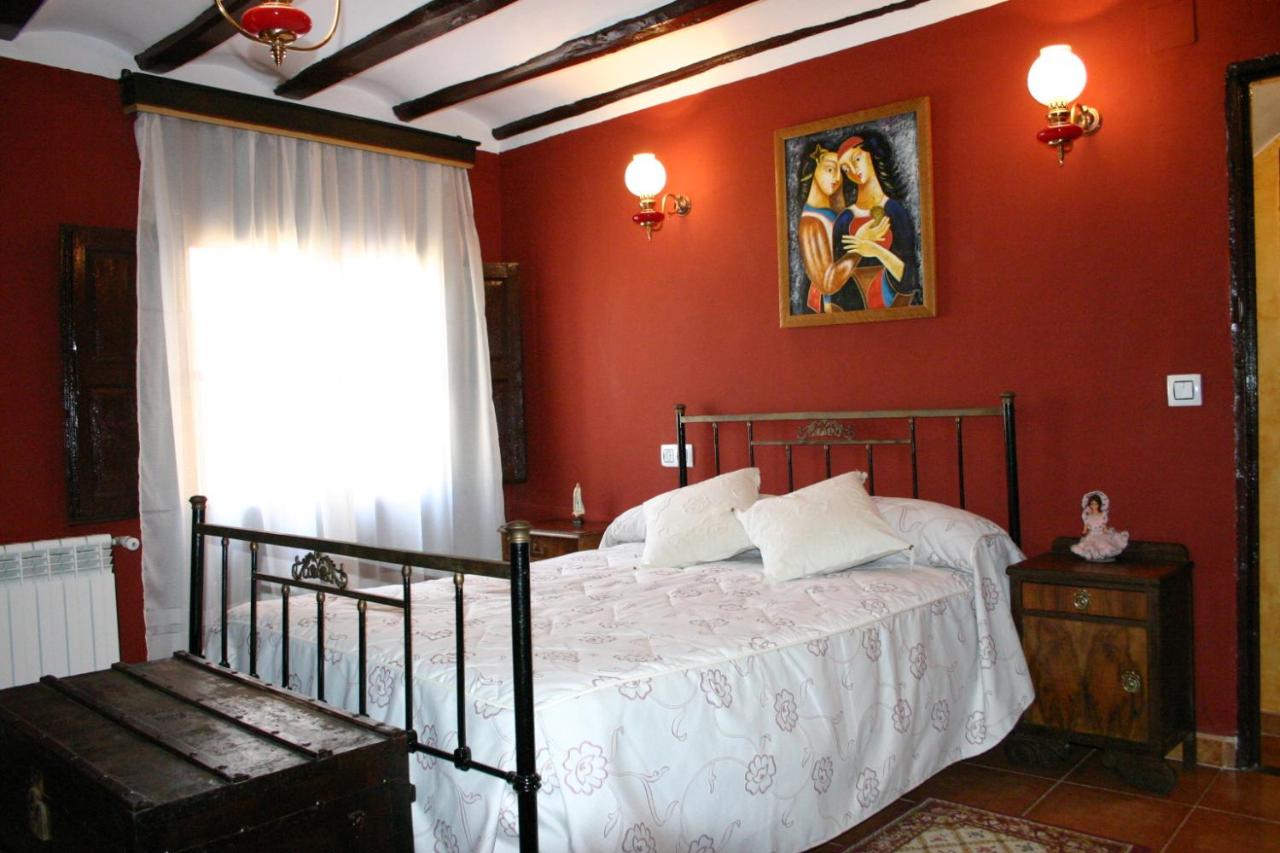 Casa Rural Abuelo Luis (España Báguena) - Booking.com