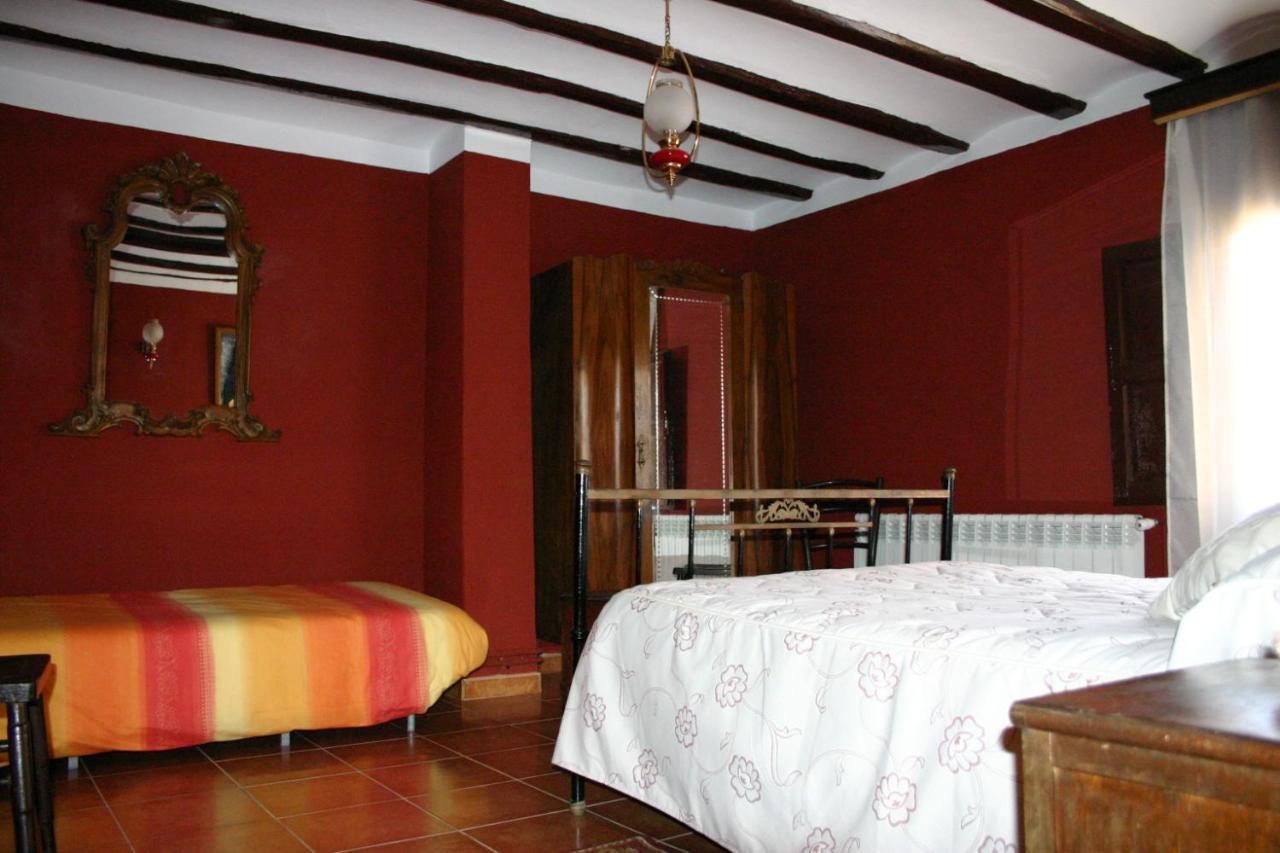Casa Rural Abuelo Luis (España Báguena) - Booking.com