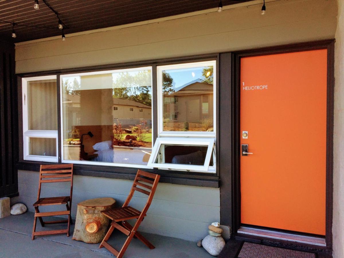 Heliotrope Hotel — photo 24