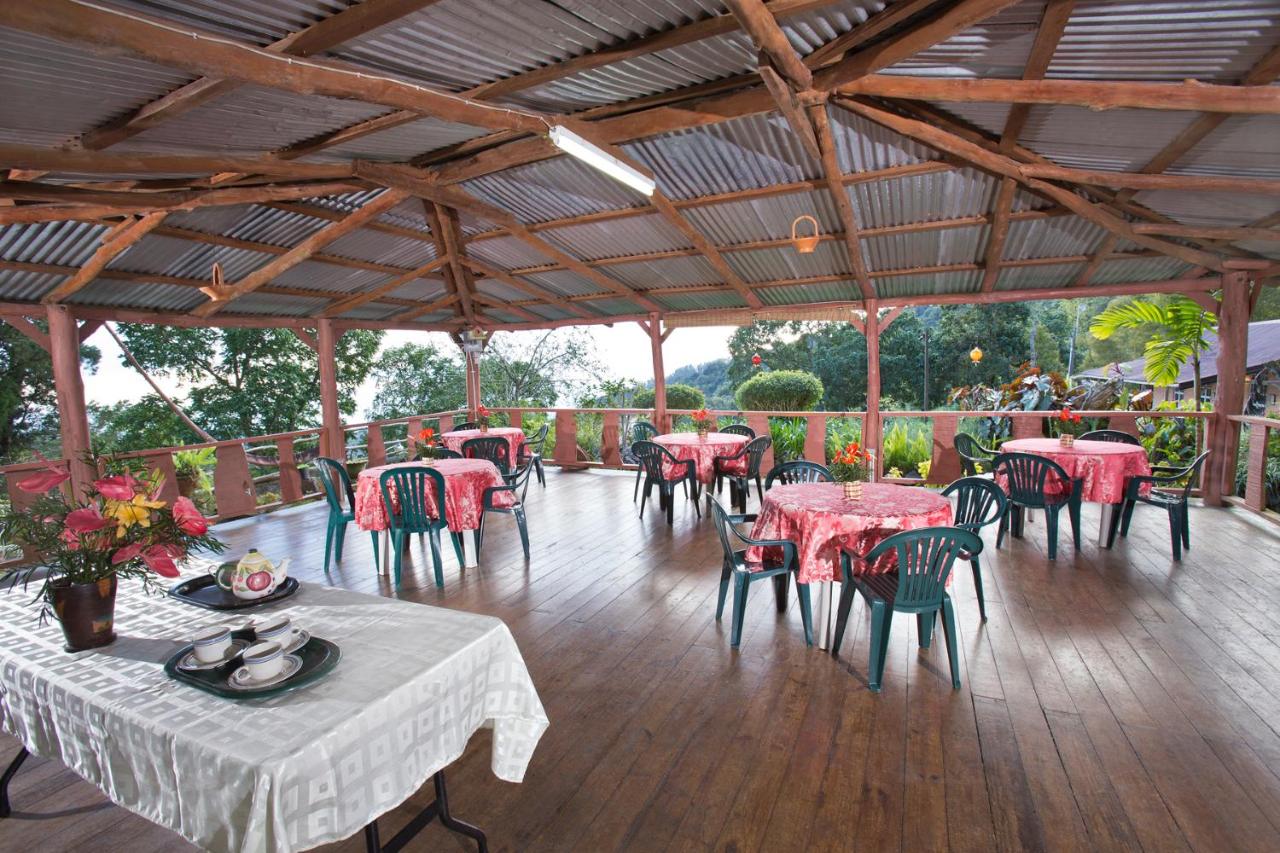 Barbecue Heritage Gardens Cottage - JM - 4